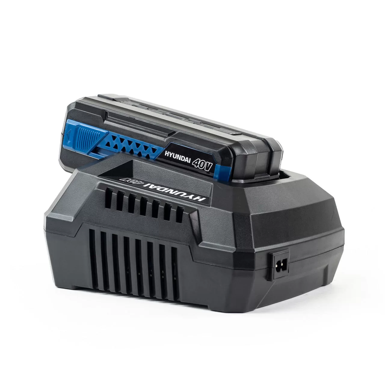 Hyundai HYC40Li 14‑inch Cordless Chainsaw – 40V 2.5Ah Battery