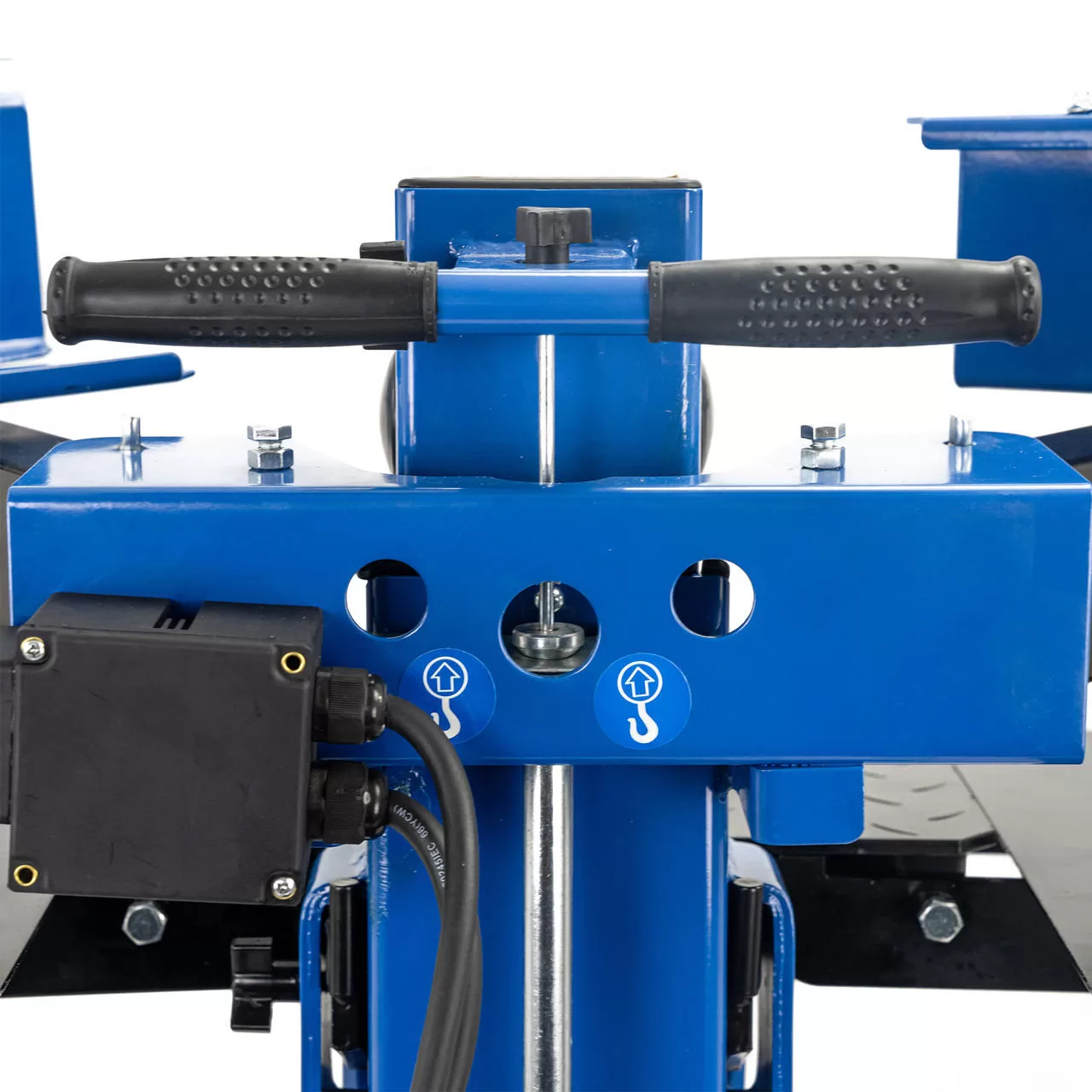 Hyundai 8 Tonne Vertical Electric Log Splitter with Hydraulic Ram, Dual Handle Control