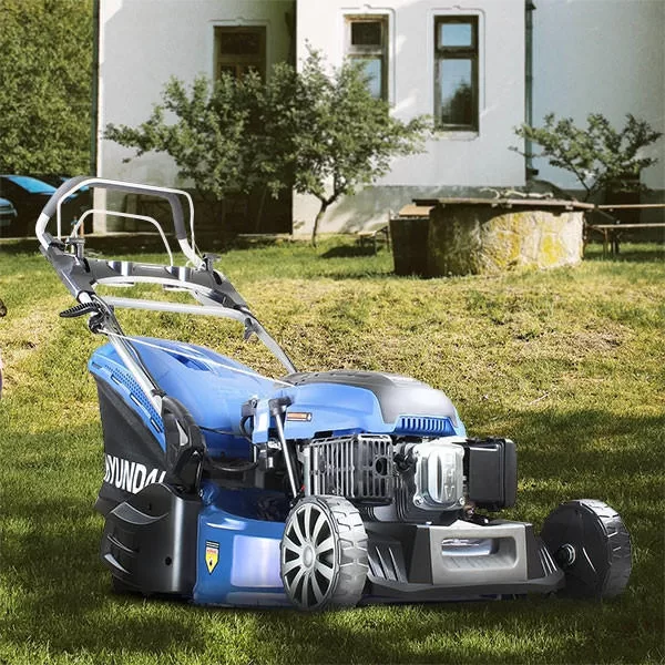 Hyundai 21" / 53cm 196cc Electric -Start Self-Propelled Petrol Roller Lawnmower, 70L Catcher & Rear Discharge
