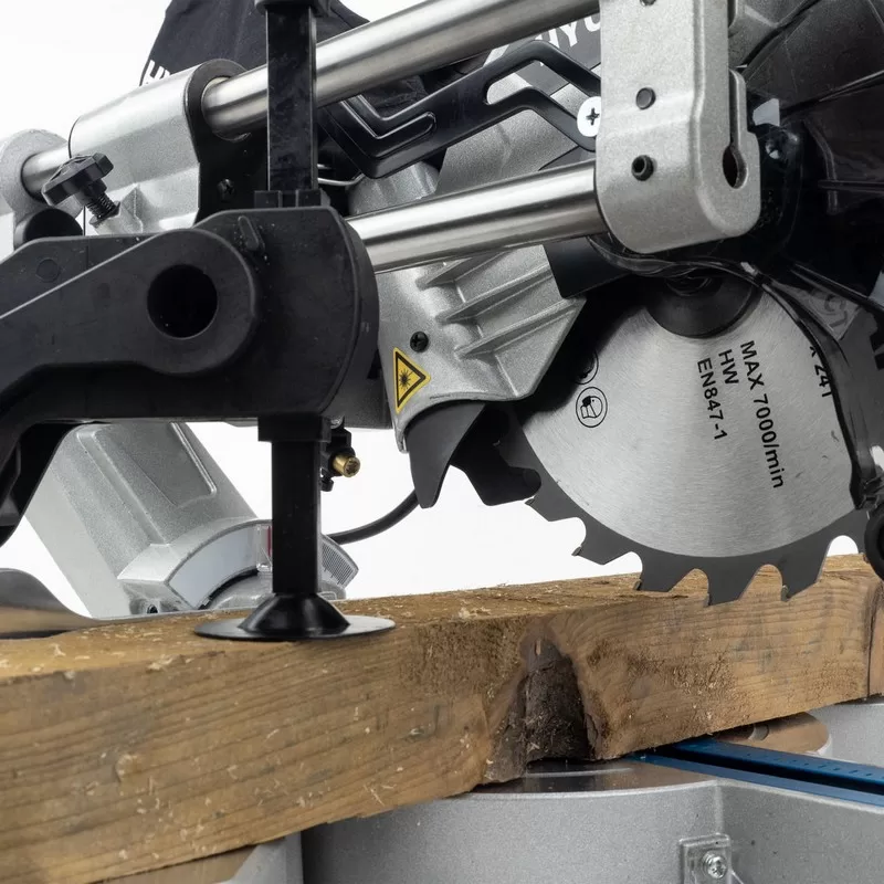 Hyundai 1500W Electric Mitre Saw / Chop Saw with 210mm Blade, 230V