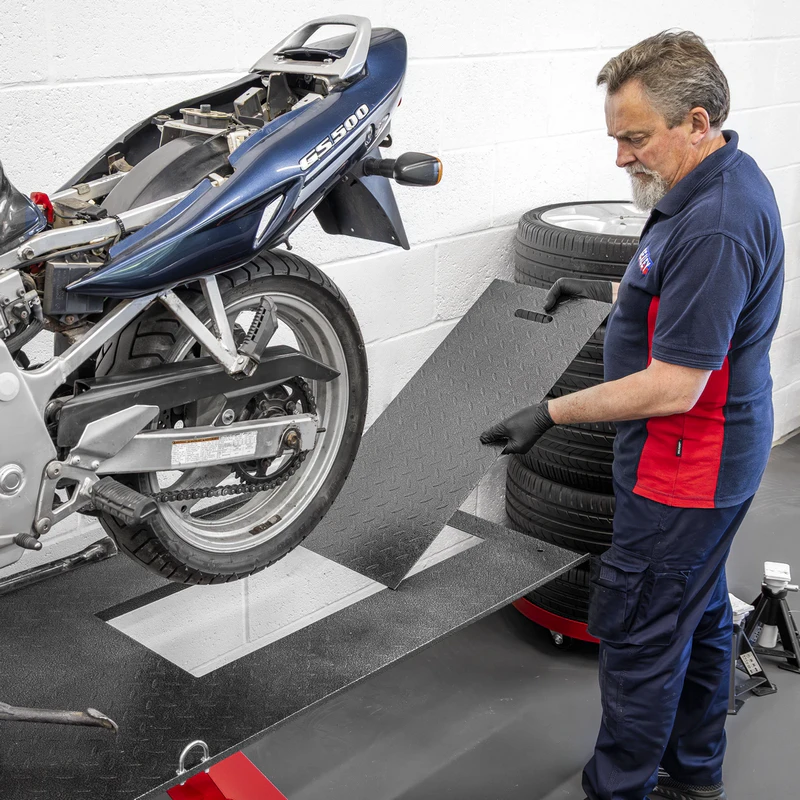 Sealey Air/Hydraulic Motorcycle Lift 454kg Capacity