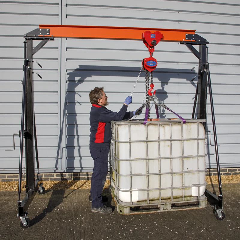 Sealey Portable Lifting Adjustable Gantry Frame 2 Tonne