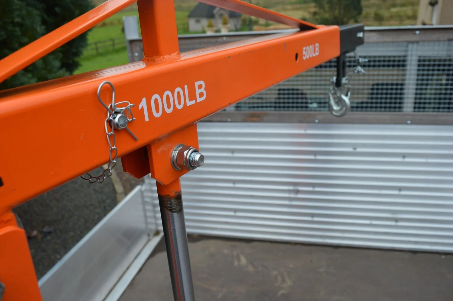 Rock Machinery 1000lb Swivel Lifting Crane With Winch
